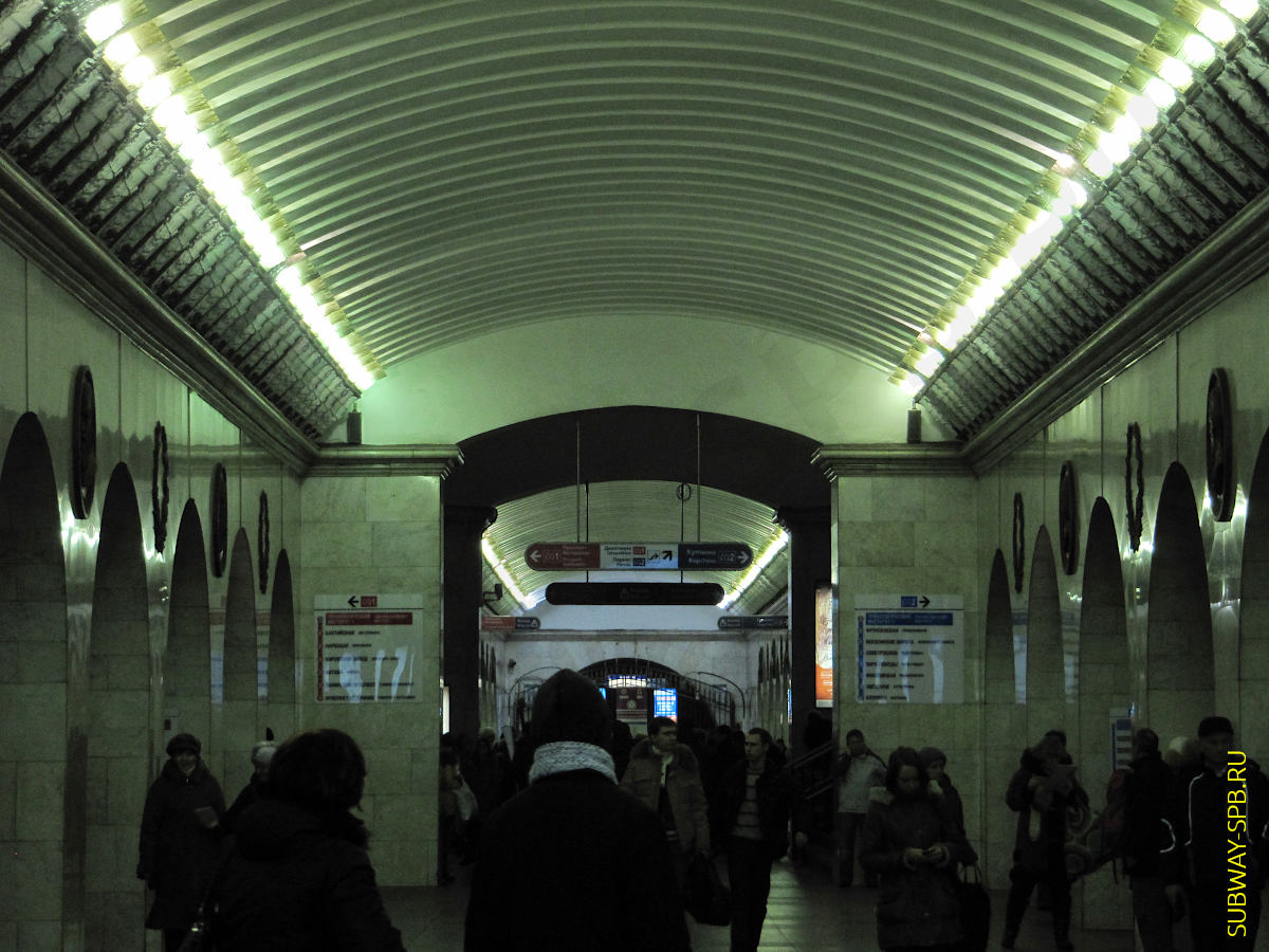 Станция метро Технологический институт-1, Санкт-Петербург