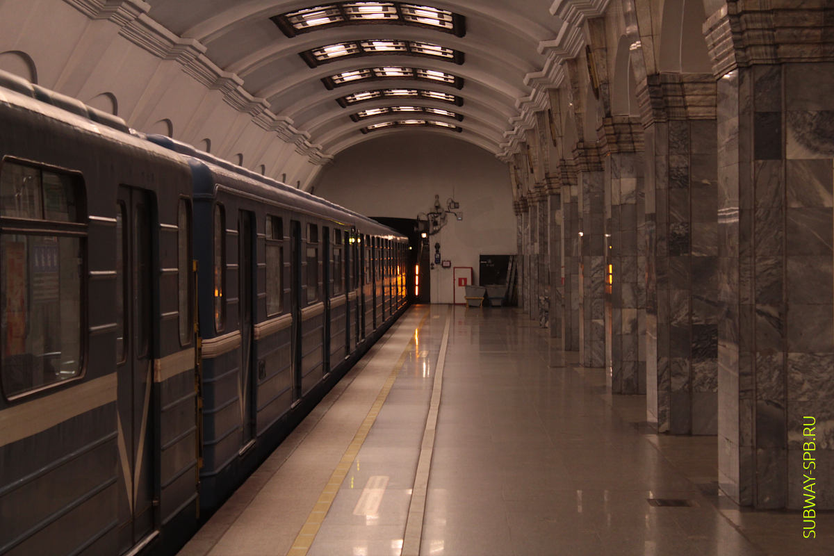 Kirovsky Zavod metro station, Saint-Petersburg