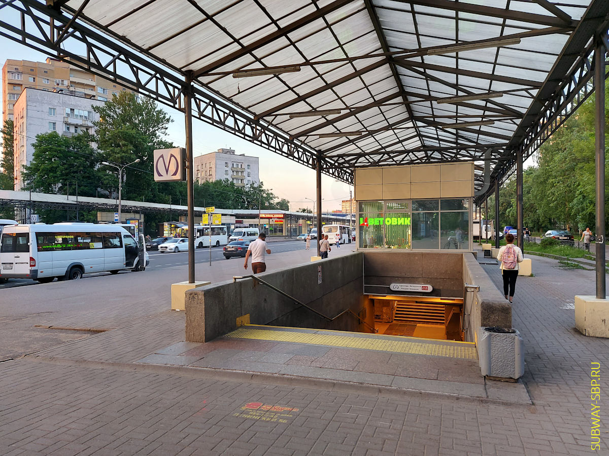 Станция метро Проспект Ветеранов, Санкт-Петербург
