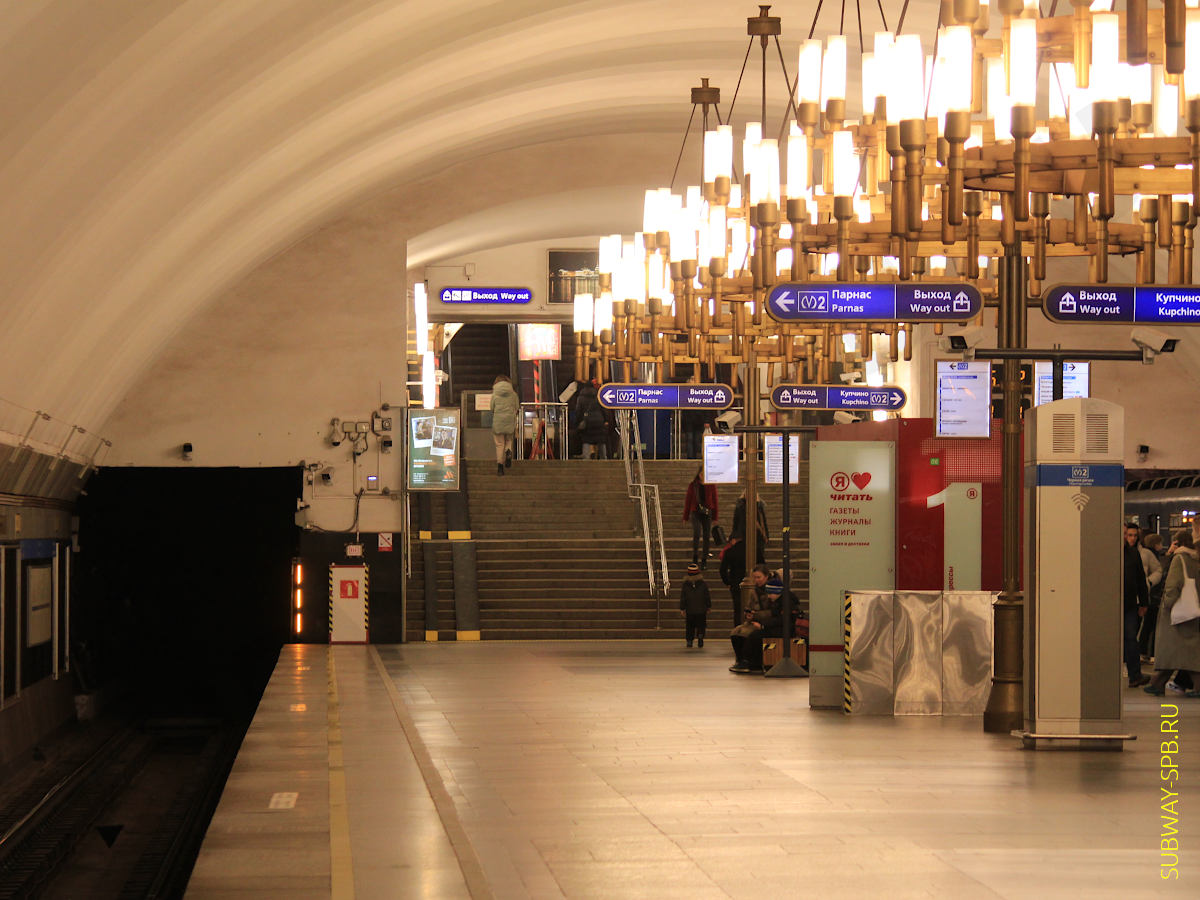 Chyornaya Rechka Metro Station, Saint-Petersburg
