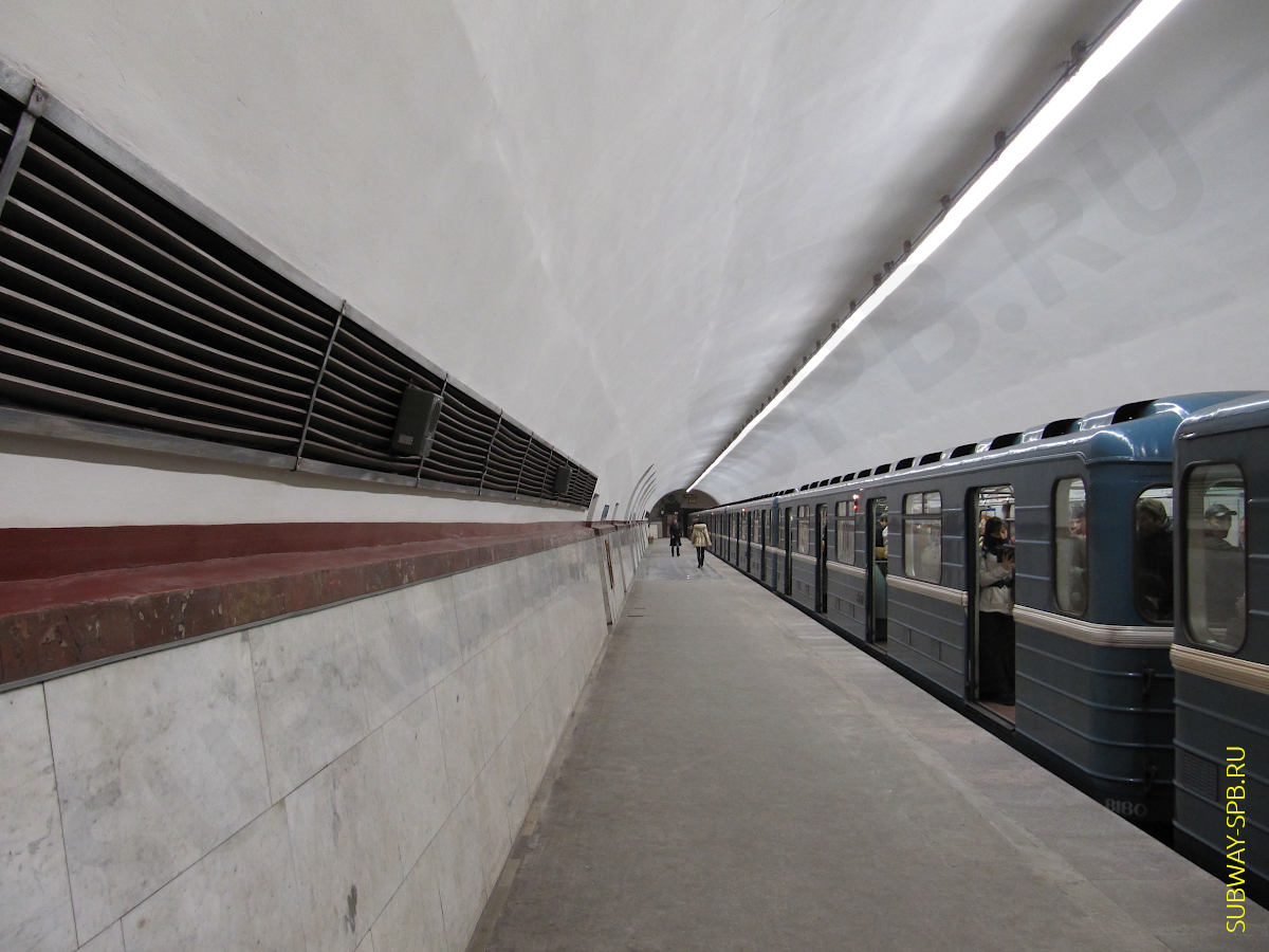 Станция метро Фрунзенская, Санкт-Петербург