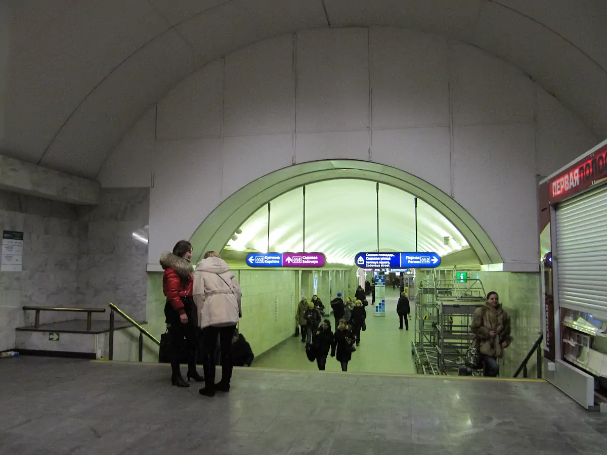 сенная станция метро