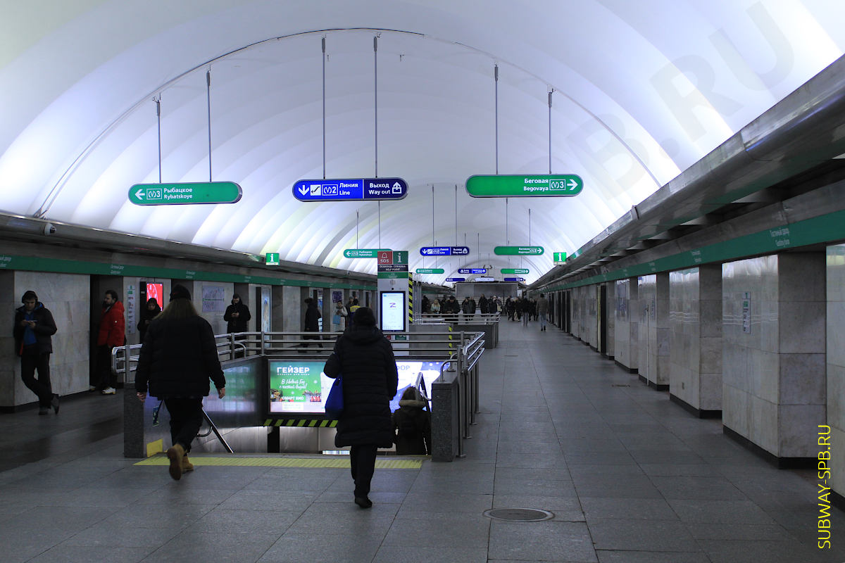 Gostiny Dvor Metro Station, Saint-Petersburg