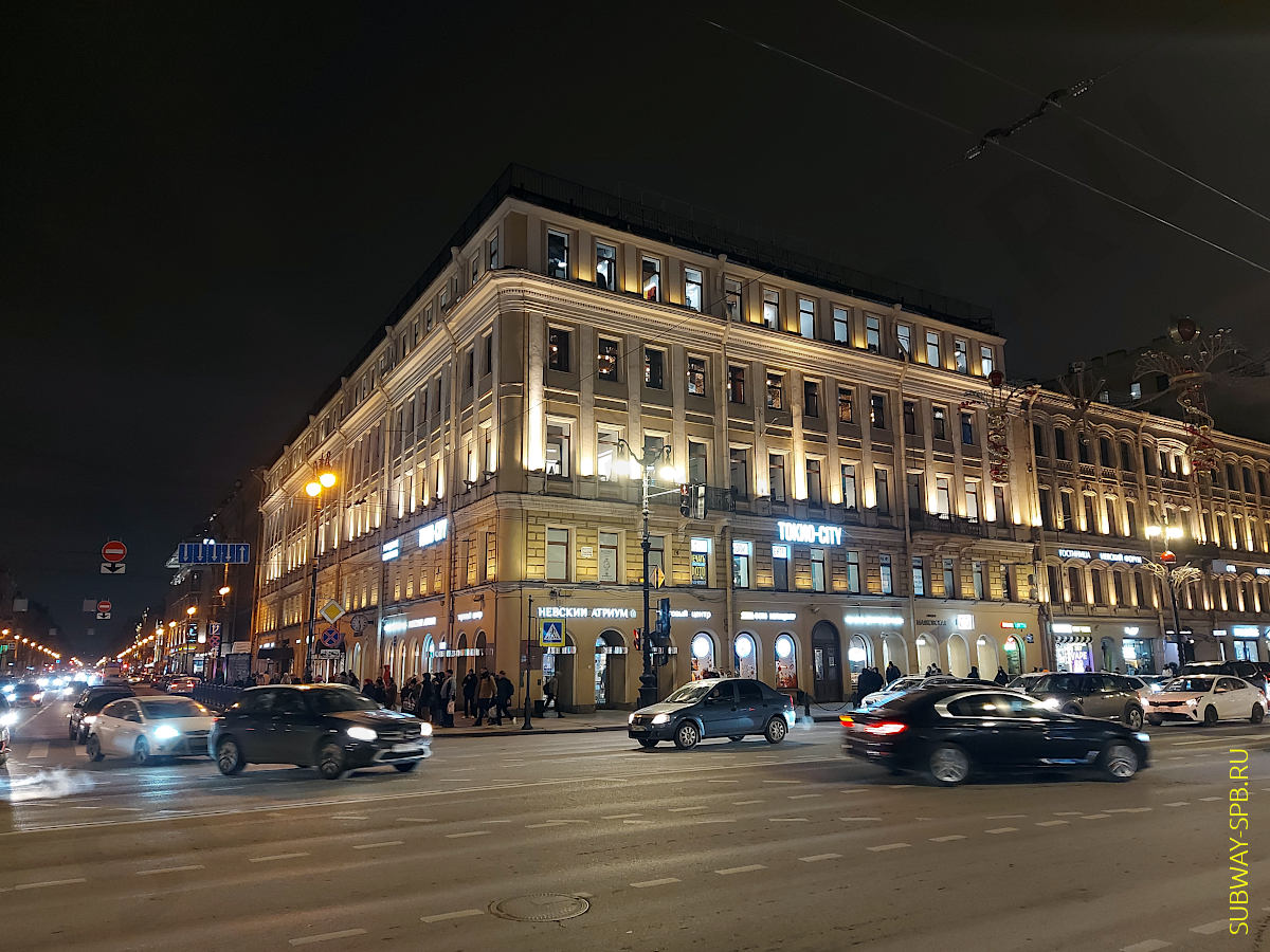 Mayakovskaya Metro Station, Saint-Petersburg