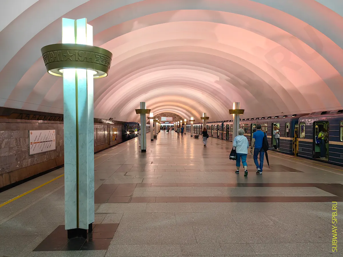 Станция метро Ладожская, Санкт-Петербург Станция метро Ладожская, Санкт-Петербург