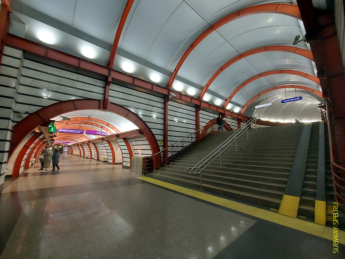 Obvodny Kanal Metro Station, Saint-Petersburg