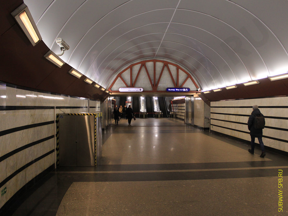 Станция метро Обводный канал, Санкт-Петербург