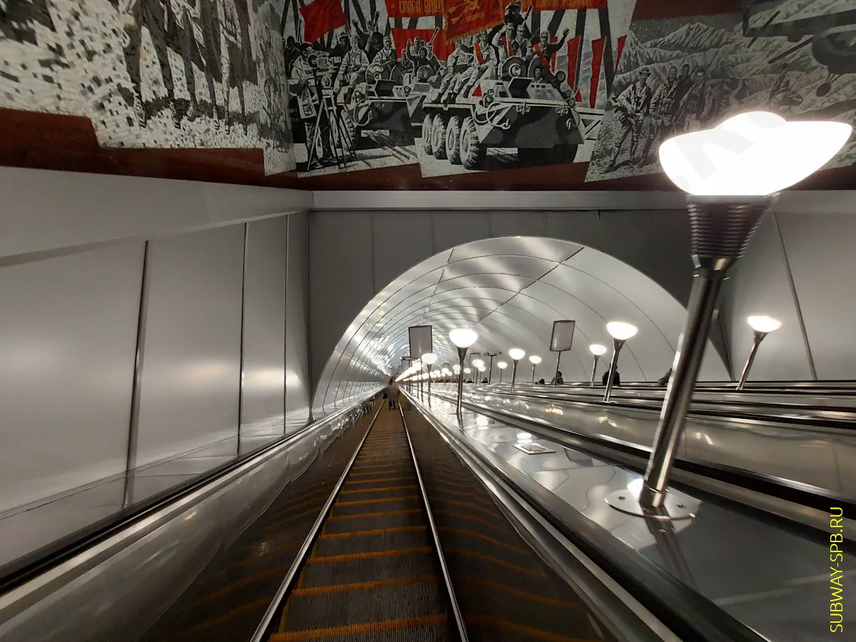 Metro station Prospekt Slavy, Saint-Petersburg Metro station Prospekt Slavy, Saint-Petersburg