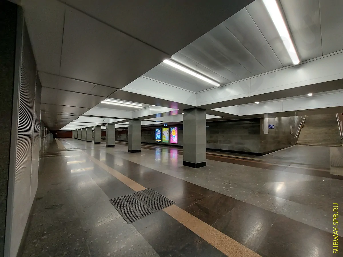 Metro station Prospekt Slavy, Saint-Petersburg Metro station Prospekt Slavy, Saint-Petersburg