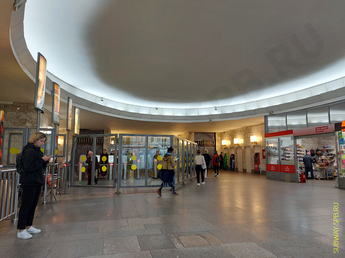 Combined Lobby of the Technological Institute-1 and -2 stations